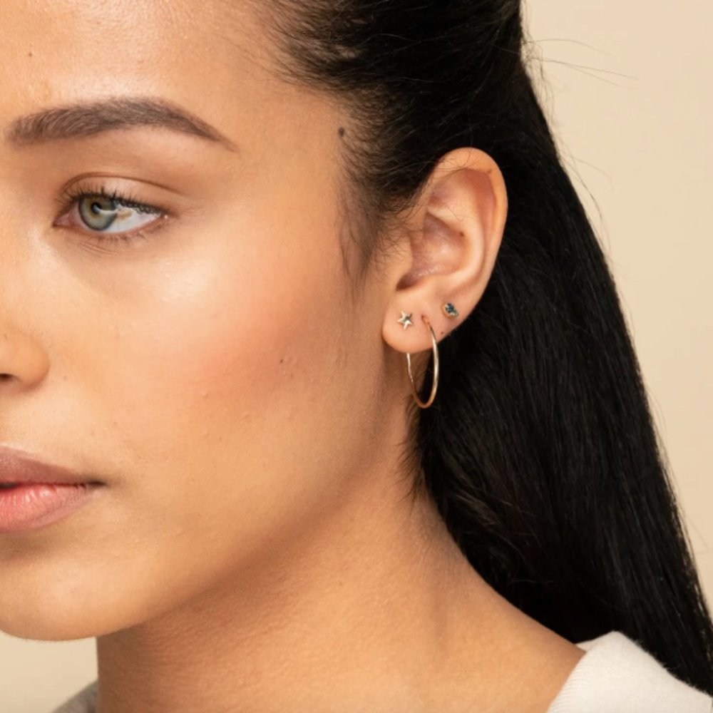 Mejuri Hoop Earrings - 25 mm, 14k solid gold